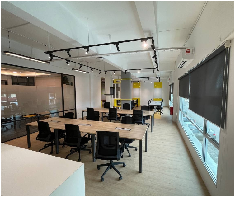 Hot desk area at SDIH